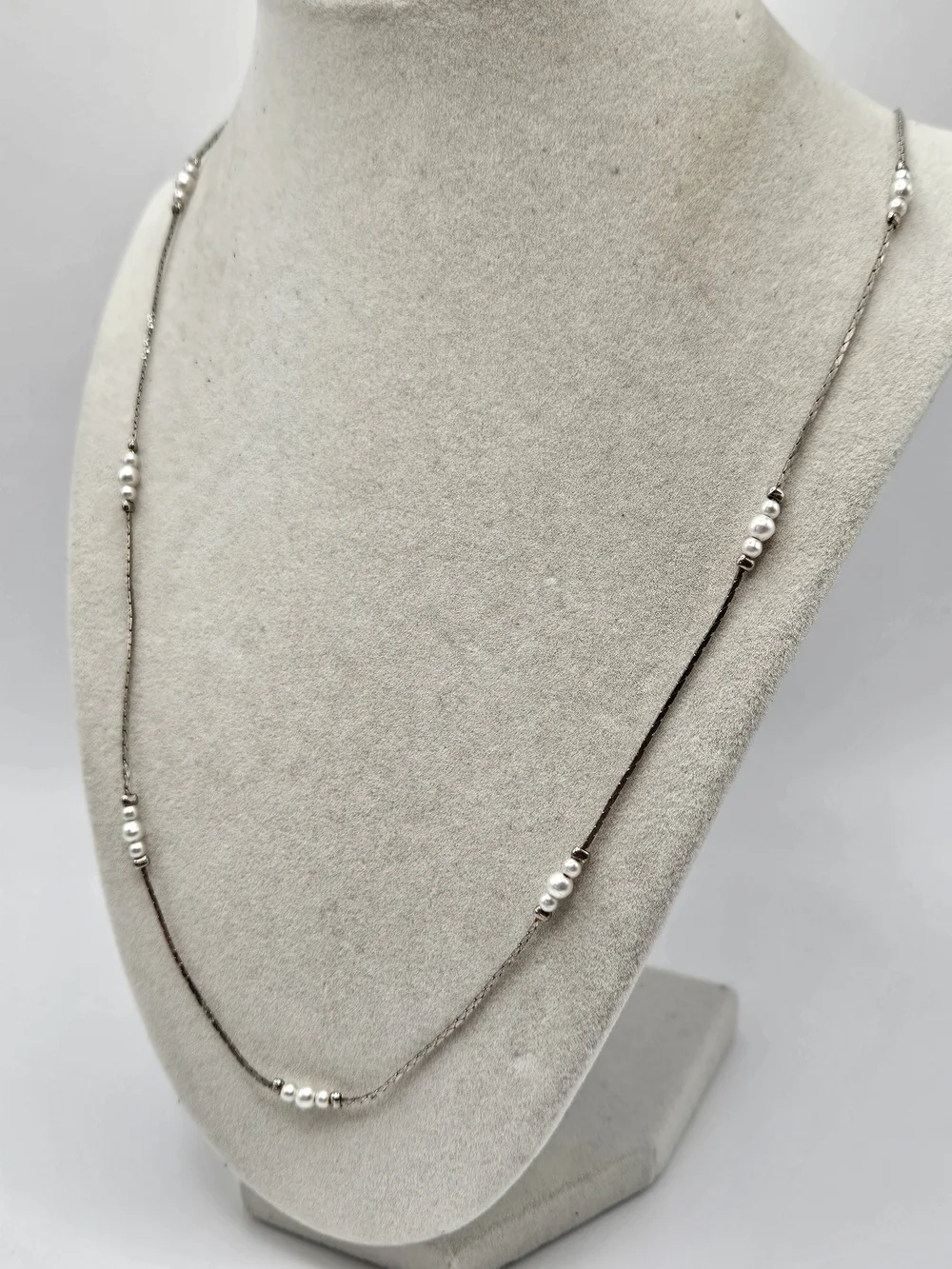VINTAGE Dainty Silver Tone Faux Pearl Station Strand Necklace Korea